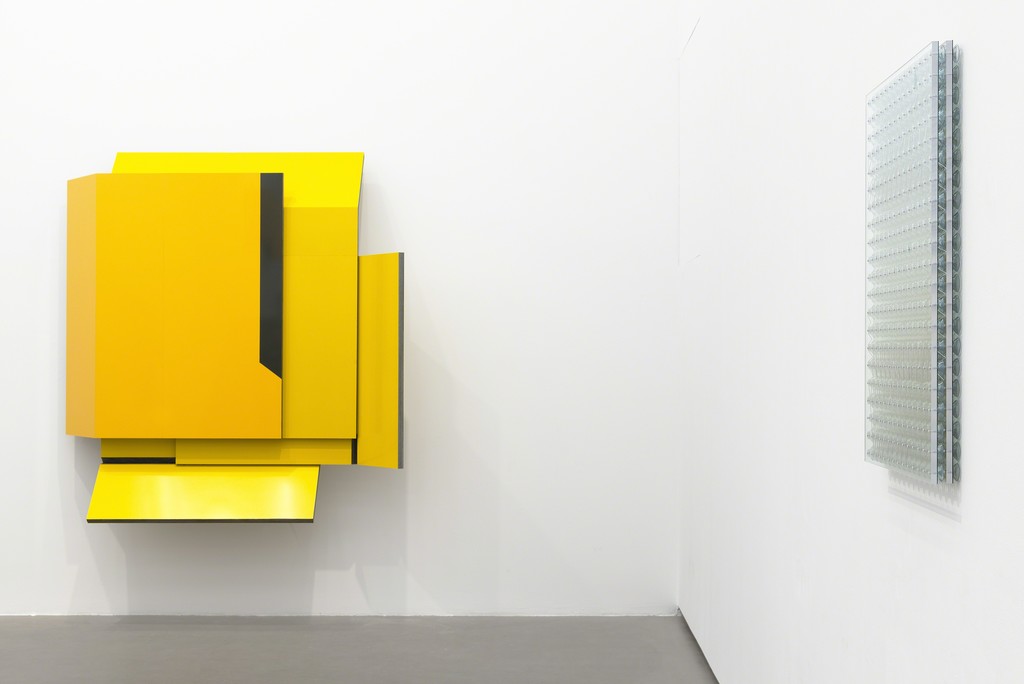 Carsten Sievers, STUTZEN, Exhibition view, Galerie EIGEN + ART Berlin, Photo: Uwe Walter, Berlin Carsten Sievers, STUTZEN, Exhibition view, Galerie EIGEN + ART Berlin, Photo: Uwe Walter, Berlin