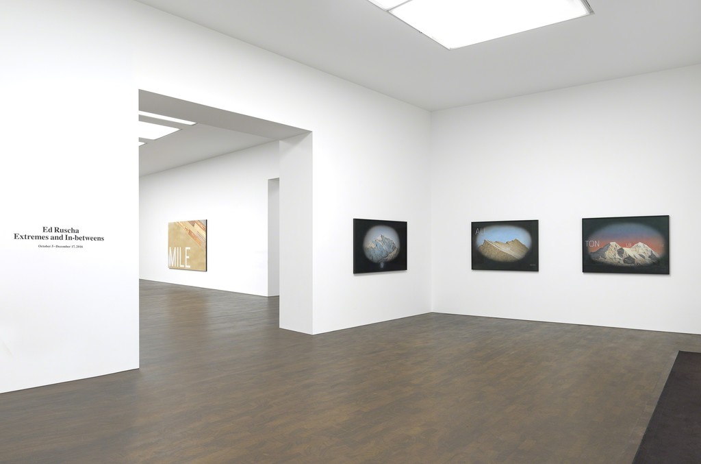 Installation views of Ed Ruscha's Extremes and In-Betweens exhibition at Gagosian, Grosvenor Hill from October 5 - December 17, 2016. © Ed Ruscha. Courtesy Gagosian. Photo by Mike Bruce. Installation views of Ed Ruscha's Extremes and In-Betweens exhibition at Gagosian, Grosvenor Hill from October 5 - December 17, 2016. © Ed Ruscha. Courtesy Gagosian. Photo by Mike Bruce.