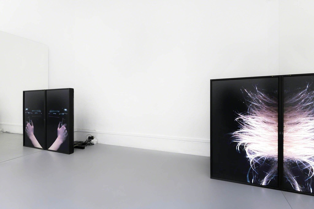Kilian Kretschmer: Whirr - Videoinstallation, 2016 Kilian Kretschmer: Whirr - Videoinstallation, 2016