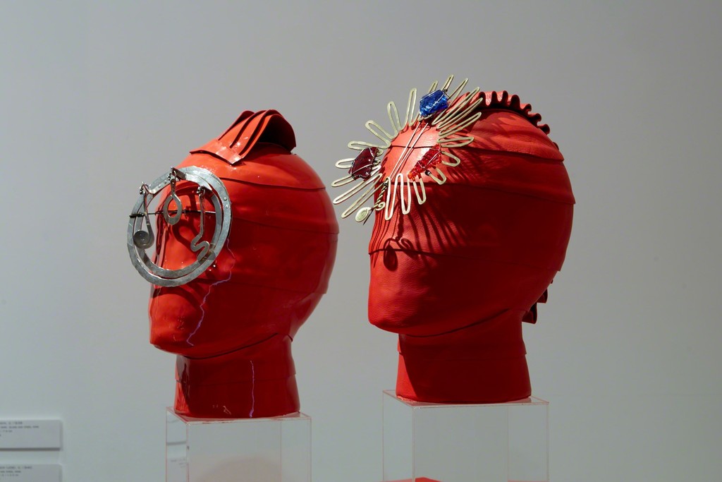 Installation view, “The Boldness of Calder,” Louisa Guinness Gallery, London, 2016. Photo: Tom Carter Installation view, “The Boldness of Calder,” Louisa Guinness Gallery, London, 2016. Photo: Tom Carter