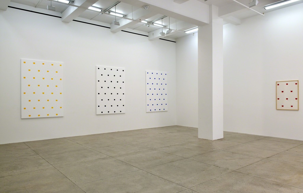 Niele Toroni
Installation View
Marian Goodman Gallery, New York
June 6 – July 30, 2015 Niele Toroni
Installation View
Marian Goodman Gallery, New York
June 6 – July 30, 2015