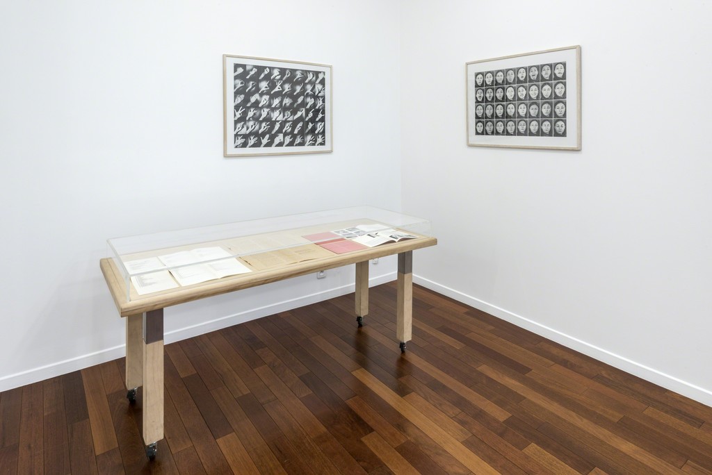 "récits / écrits" curated by Didier Mathieu at mfc-michèle didier Exhibition view. © Charles Duprat "récits / écrits" curated by Didier Mathieu at mfc-michèle didier Exhibition view. © Charles Duprat