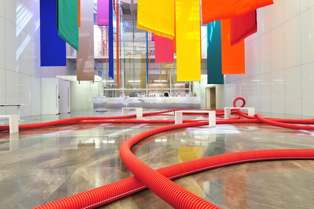 View of "Sheila Hicks - Free Threads, Textile and its Pre-Columbian Roots, 1954-2017", Museo Amparo, Puebla, Mexico, 2017. View of "Sheila Hicks - Free Threads, Textile and its Pre-Columbian Roots, 1954-2017", Museo Amparo, Puebla, Mexico, 2017.