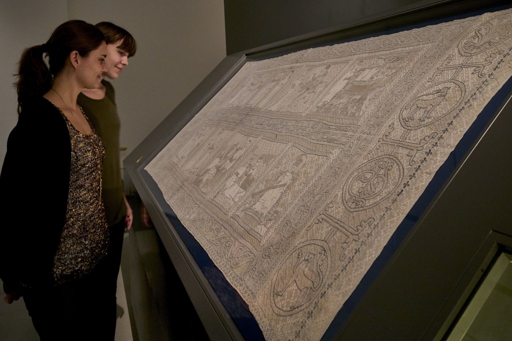 Exhibition view "Heaven on Display. The Altenberg Altar and Its Imagery" Photo: Städel Museum (2016) Exhibition view "Heaven on Display. The Altenberg Altar and Its Imagery" Photo: Städel Museum (2016)