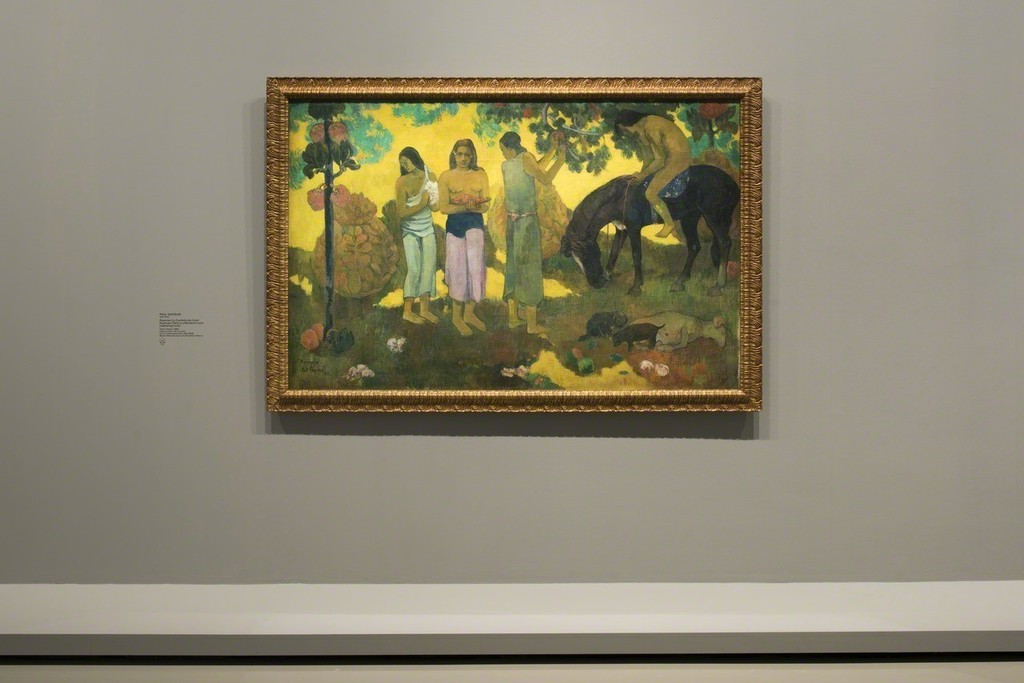 View of Room 6 "The Great Iconostasis. Paul Gauguin"
Paul Gauguin, Ruperupe (La cueillette des fruits), 1899
Musée d'Etat des Beaux-Arts Pouchkine, Moscou
© Fondation Louis Vuitton / Martin
Argyroglo View of Room 6 "The Great Iconostasis. Paul Gauguin"
Paul Gauguin, Ruperupe (La cueillette des fruits), 1899
Musée d'Etat des Beaux-Arts Pouchkine, Moscou
© Fondation Louis Vuitton / Martin
Argyroglo