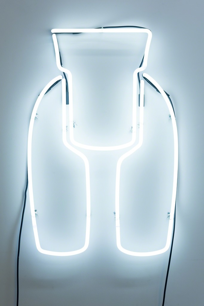 Allie Pohl, 'Ideal Woman: 3 ft Neon, White', 2013, neon, one transformer, 36 x 21 inches. Photo: Ruben Diaz Allie Pohl, 'Ideal Woman: 3 ft Neon, White', 2013, neon, one transformer, 36 x 21 inches. Photo: Ruben Diaz