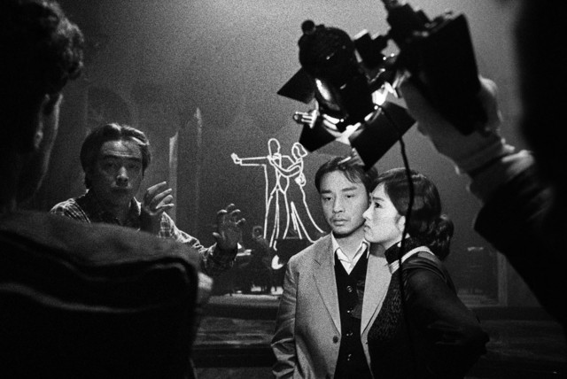 Patrick Zachmann, ‘On the set of the film the Temptress Moon, Gong Li & Leslie Cheung directed by Chen Kaige’, 1995, °CLAIRbyKahn Galerie