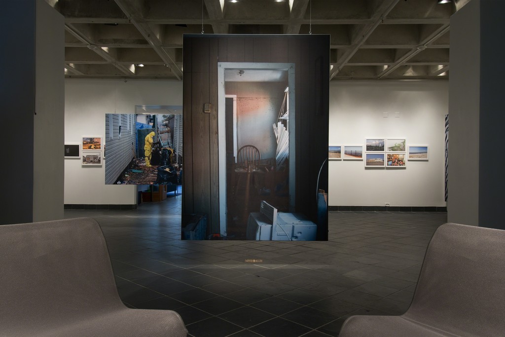Zoe Strauss: Sea Change. Cantor Fitzgerald Gallery 2015. Photo: Lisa Boughter Zoe Strauss: Sea Change. Cantor Fitzgerald Gallery 2015. Photo: Lisa Boughter