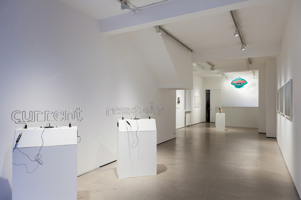 Works by Yara El-Sherbini in foreground (Buzzwords), sculpture by Khaled Jarrar and Al-Qiblah Kite by Ibrahim Abumsmar. Photography by Susanne Hakuba. Works by Yara El-Sherbini in foreground (Buzzwords), sculpture by Khaled Jarrar and Al-Qiblah Kite by Ibrahim Abumsmar. Photography by Susanne Hakuba.