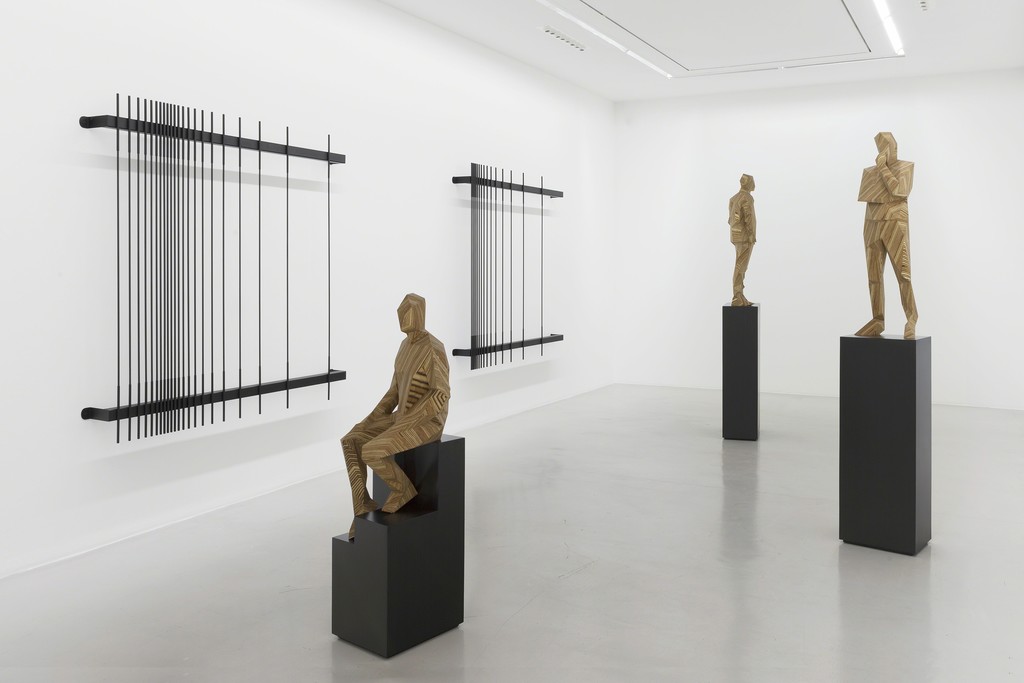 View of the exhibition Xavier Veilhan “Flying V” at Perrotin
Paris.
Photo: Claire Dorn
© Xavier Veilhan / ADAGP, Paris, 2017
Courtesy Perrotin View of the exhibition Xavier Veilhan “Flying V” at Perrotin
Paris.
Photo: Claire Dorn
© Xavier Veilhan / ADAGP, Paris, 2017
Courtesy Perrotin