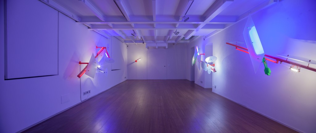 Nanda Vigo: Light Trek - ABC-ARTE Contemporary art Gallery - 2014-2015
Light Tree, 1984-85, 245 x 90 x 45 cm - 96 7/16 x 35 6/16 x 17 11/16 ins, ferro verniciato, tubi fluorescenti e alogene, vetro lavorato
Light Tree, 1984-85, 250 x 90 x 49 cm - 98 6/16 x 35 6/16 x 19 4/16 ins, ferro verniciato, tubi fluorescenti e alogene, vetro lavorato
Light Tree, 1984-85, 290 x 90 x 45 cm - 114 2/16 x 35 6/16 x 17 11/16 ins, ferro verniciato, tubi fluorescenti e alogene, vetro lavorato
www.abc-arte.com Nanda Vigo: Light Trek - ABC-ARTE Contemporary art Gallery - 2014-2015
Light Tree, 1984-85, 245 x 90 x 45 cm - 96 7/16 x 35 6/16 x 17 11/16 ins, ferro verniciato, tubi fluorescenti e alogene, vetro lavorato
Light Tree, 1984-85, 250 x 90 x 49 cm - 98 6/16 x 35 6/16 x 19 4/16 ins, ferro verniciato, tubi fluorescenti e alogene, vetro lavorato
Light Tree, 1984-85, 290 x 90 x 45 cm - 114 2/16 x 35 6/16 x 17 11/16 ins, ferro verniciato, tubi fluorescenti e alogene, vetro lavorato
www.abc-arte.com