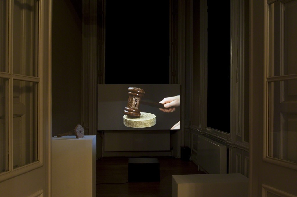 Diego Tonus. Soundtracks for Revolutions, 2013. HDV Color/Sound, 120:00. Videographer: Matthew Shannon
Diego Tonus. Soundtracks for Revolutions, 2013. HDV Color/Sound, 120:00. Videographer: Matthew Shannon
