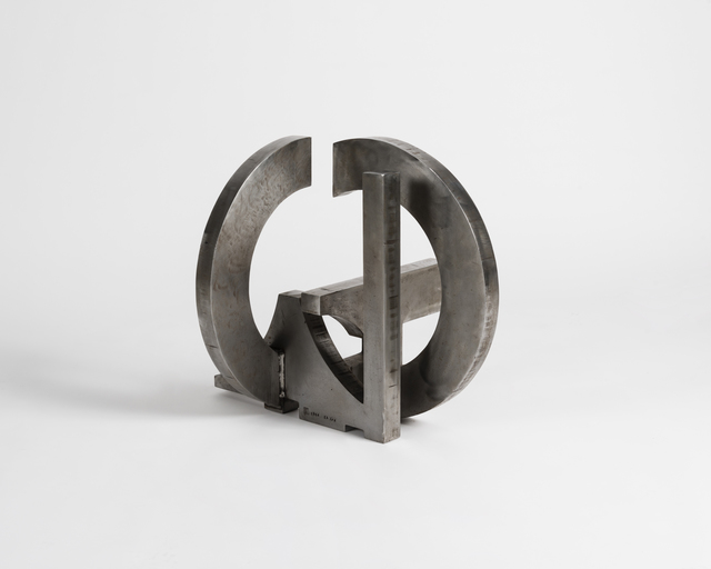 Marino di Teana, ‘Cercle Désintégré En Action’, 1964/2004, Maison Gerard