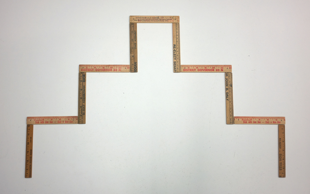 Hamish Fulton, ‘ELEVEN PIECES OF CUT RULER FOR:
AN ELEVEN DAY CIRCULAR WALK TEN NIGHTS CAMPING WIND RIVER RANGE WYOMING SEPTEMBER 1995’, 1946, espaivisor - Galería Visor
