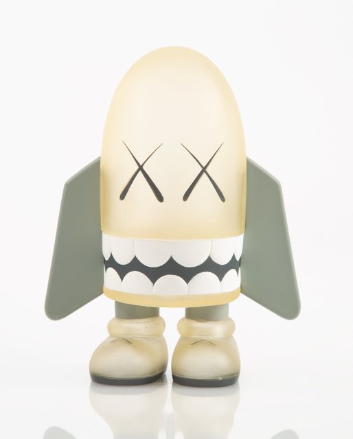 KAWS, ‘Blitz (Grey)’, 2004, Sculpture, Painted cast vinyl, Heritage Auctions