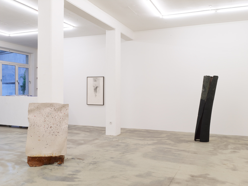 Wanton Mobility, 2014, exhibition view at Klemm's, Berlin Wanton Mobility, 2014, exhibition view at Klemm's, Berlin