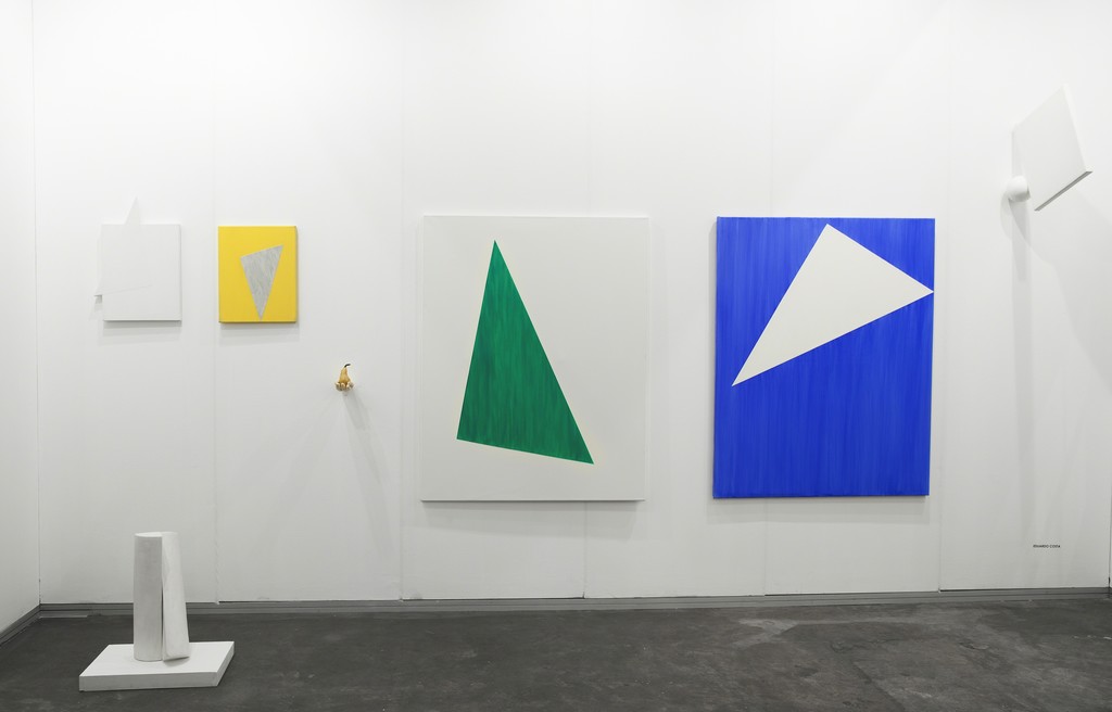 Booth view. Eduardo Costa with the series of Miracles and Volumetric Paintings. Booth view. Eduardo Costa with the series of Miracles and Volumetric Paintings.
