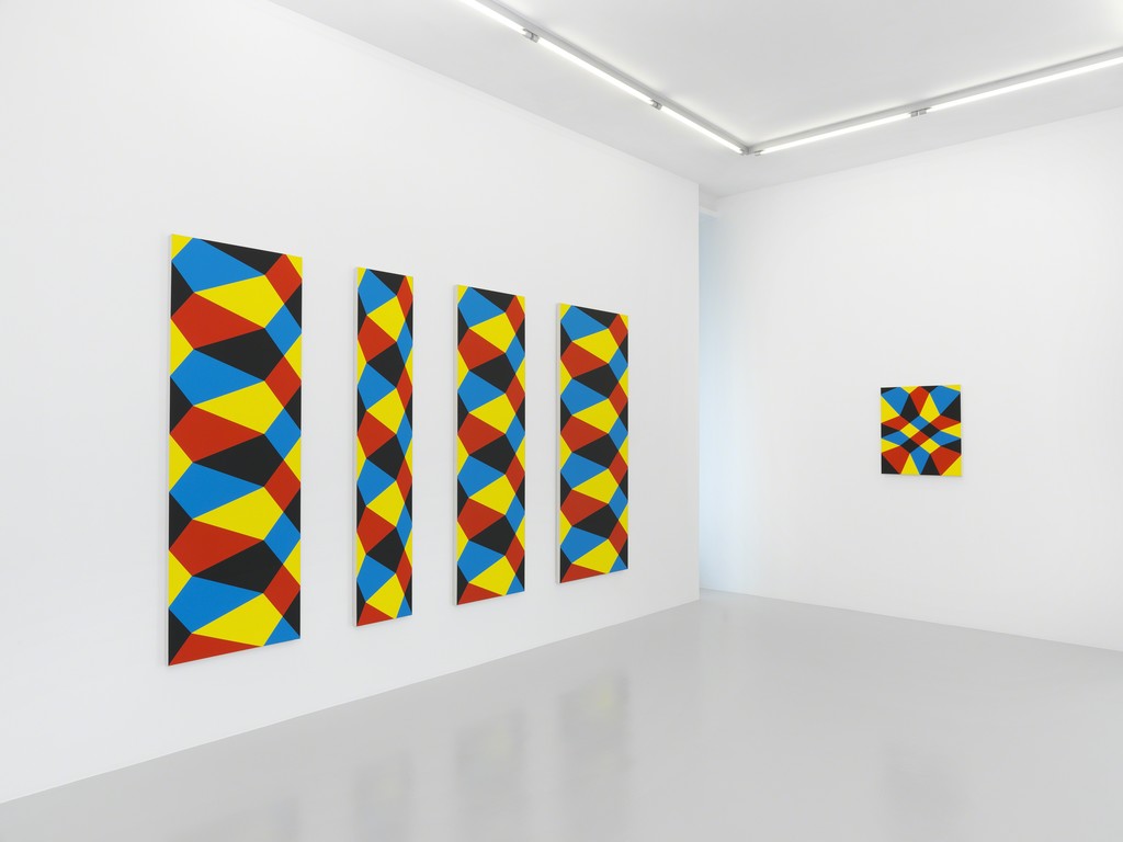 Exhibition view, Stéphane Dafflon, Magic Eye, 2018, Xippas, Geneva, Switzerland. ©Annik Wetter Exhibition view, Stéphane Dafflon, Magic Eye, 2018, Xippas, Geneva, Switzerland. ©Annik Wetter