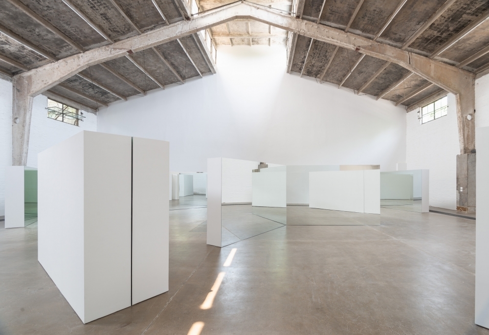 Michelangelo Pistoletto, OLTRE LO SPECCHIO, exhibition view GALLERIA CONTINUA, Beijing. Ph Oak Taylor Smith Michelangelo Pistoletto, OLTRE LO SPECCHIO, exhibition view GALLERIA CONTINUA, Beijing. Ph Oak Taylor Smith