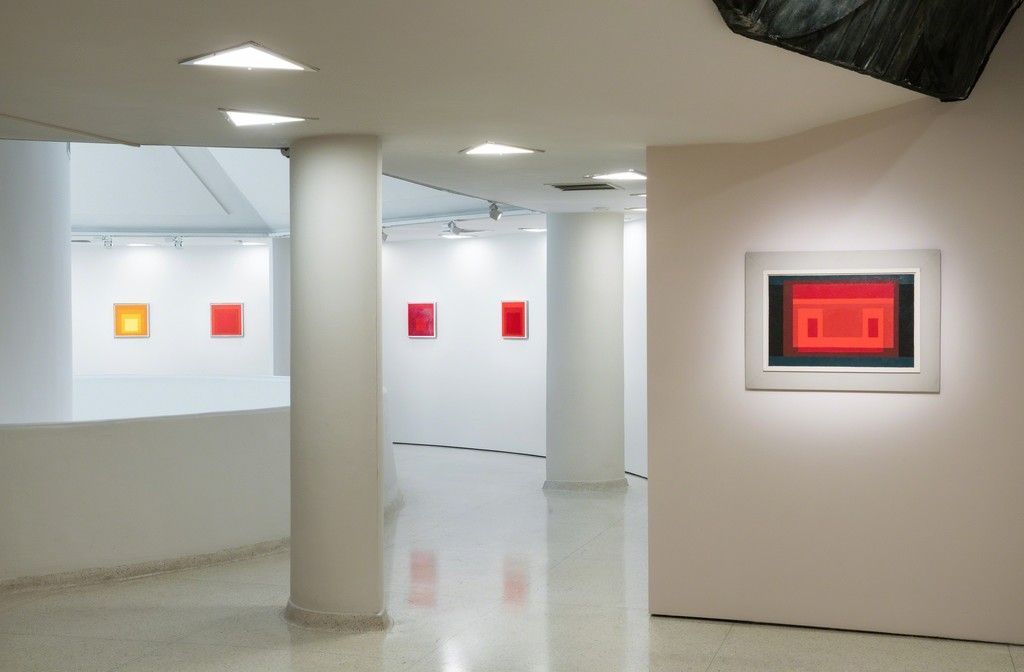 Installation view: Josef Albers in Mexico
Solomon R. Guggenheim Museum, New York, November 3, 2017—February 18, 2018 Photo: David Heald
© Solomon R. Guggenheim Foundation, 2017 Installation view: Josef Albers in Mexico
Solomon R. Guggenheim Museum, New York, November 3, 2017—February 18, 2018 Photo: David Heald
© Solomon R. Guggenheim Foundation, 2017