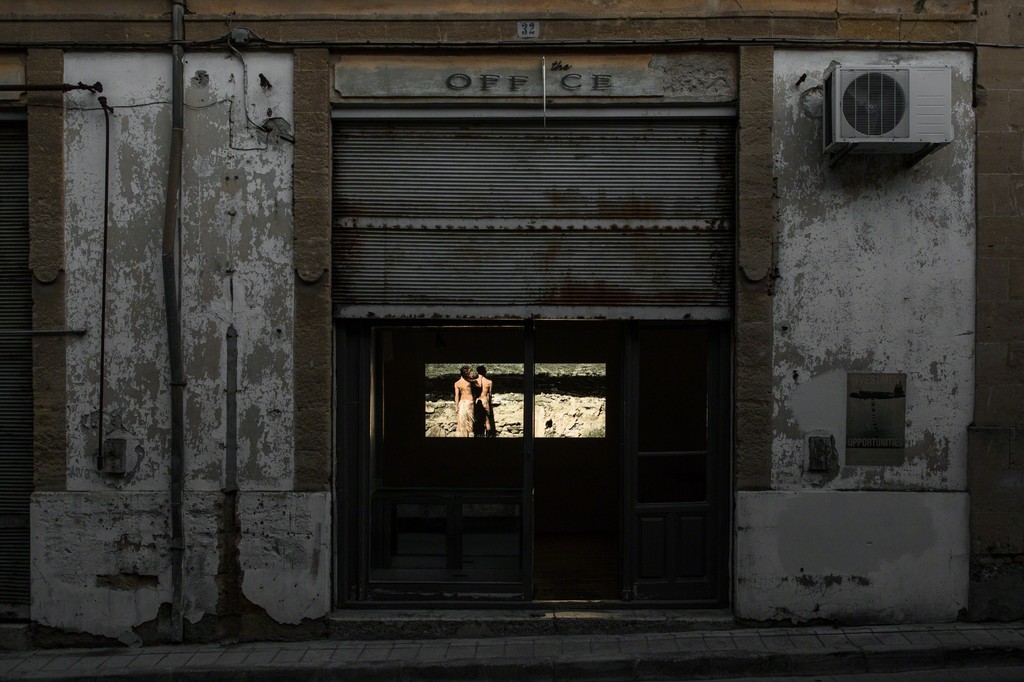 Delgado Fuchs present HORSETAIL KNICKERBELT at the Office gallery. Photography: Antonis Minas Delgado Fuchs present HORSETAIL KNICKERBELT at the Office gallery. Photography: Antonis Minas