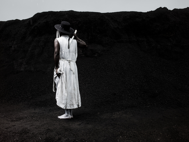 Mohau Modisakeng, ‘Endabeni 10’, 2015, WHATIFTHEWORLD