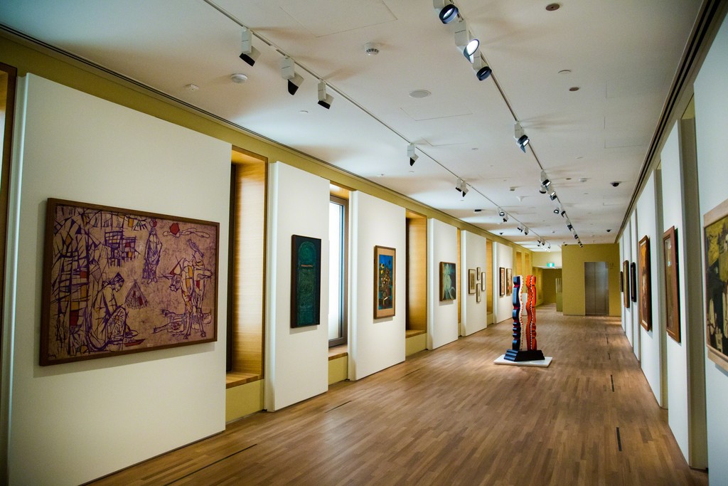 Installation view, "Between Declarations and Dreams: Art of Southeast Asia Since the 19th Century" at National Gallery Singapore (2016). Image courtesy of National Gallery Singapore Installation view, "Between Declarations and Dreams: Art of Southeast Asia Since the 19th Century" at National Gallery Singapore (2016). Image courtesy of National Gallery Singapore