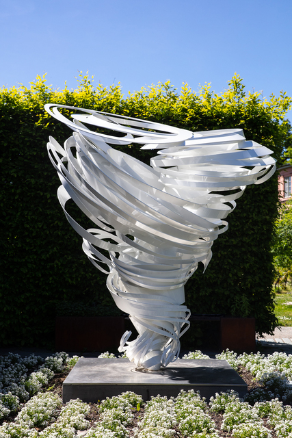 Alice Aycock, ‘Alien Twister’, 2018, Sculpture, Powder coated aluminium and stainless steel, Galerie Thomas Schulte
