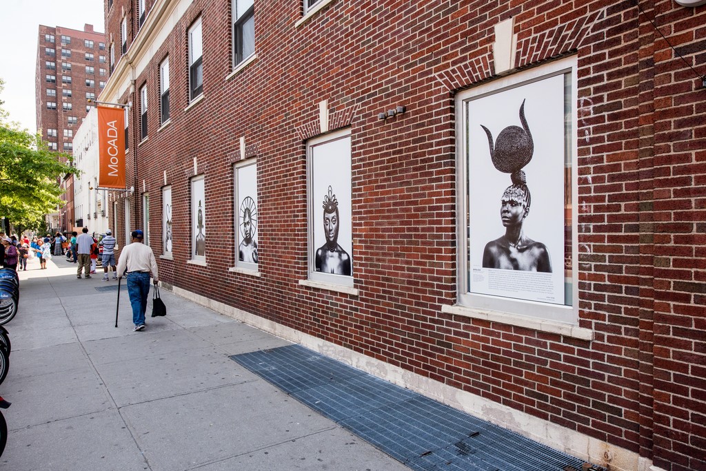 Installation view of "BRAIDS" at MoCADA, New York (2016). Courtesy of MoCADA, Image by Roy Rochlin. Installation view of "BRAIDS" at MoCADA, New York (2016). Courtesy of MoCADA, Image by Roy Rochlin.