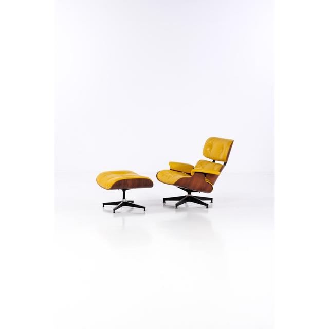 Charles Eames, ‘Model "670" - Armchair and Footrest’, 1972, Design/Decorative Art, Cuir, PIASA