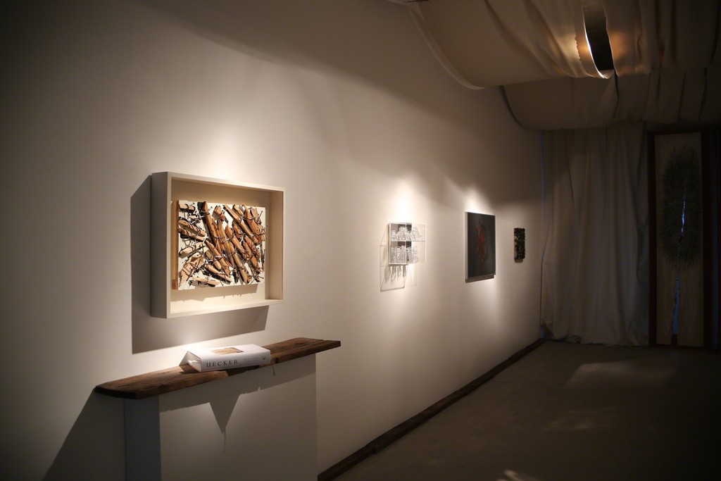 Installation view, Zeroversum - Heinz Mack, Otto Piene und Günther Uecker, Engelage & Lieder, 2015 Installation view, Zeroversum - Heinz Mack, Otto Piene und Günther Uecker, Engelage & Lieder, 2015