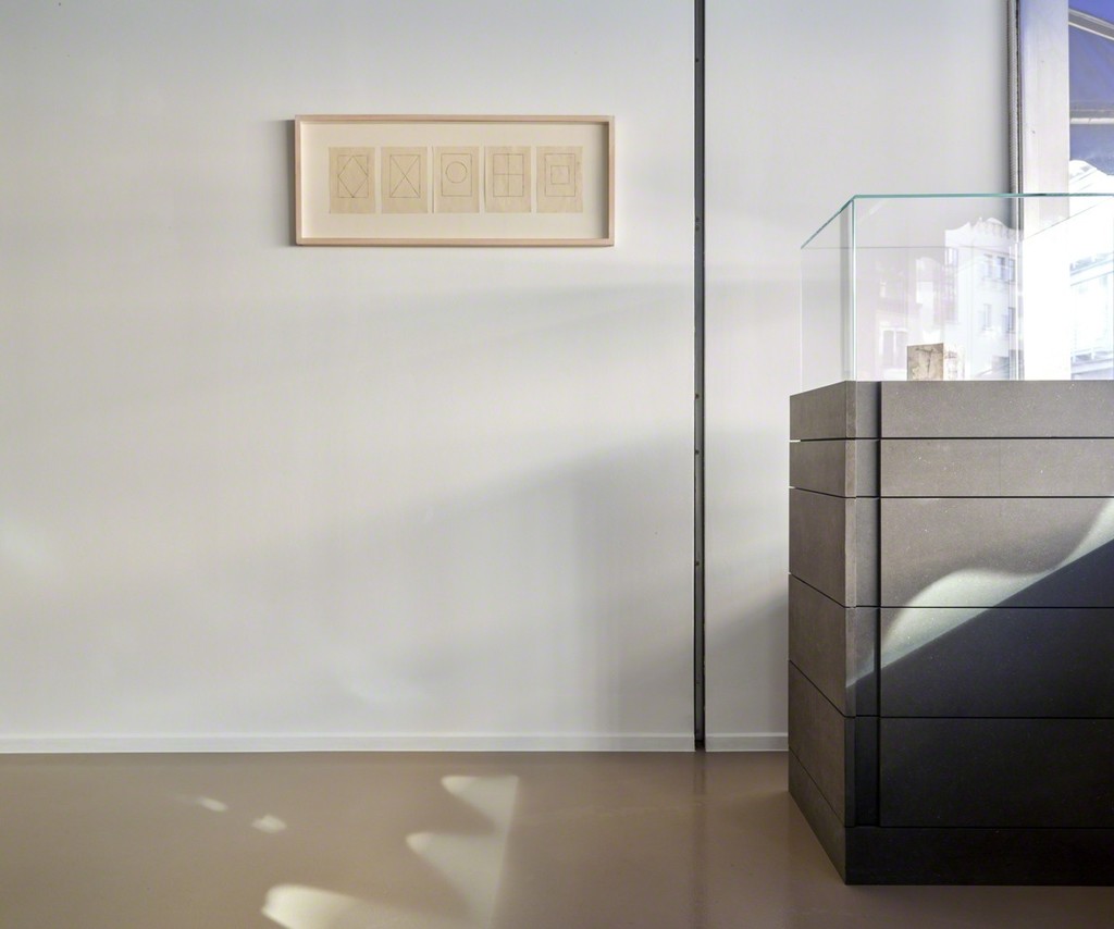 Jewelry and Objects by Giampaolo Babetto
Drawings & Etchings by Dan Van Severen
©Jean Pierre Gabriel Jewelry and Objects by Giampaolo Babetto
Drawings & Etchings by Dan Van Severen
©Jean Pierre Gabriel