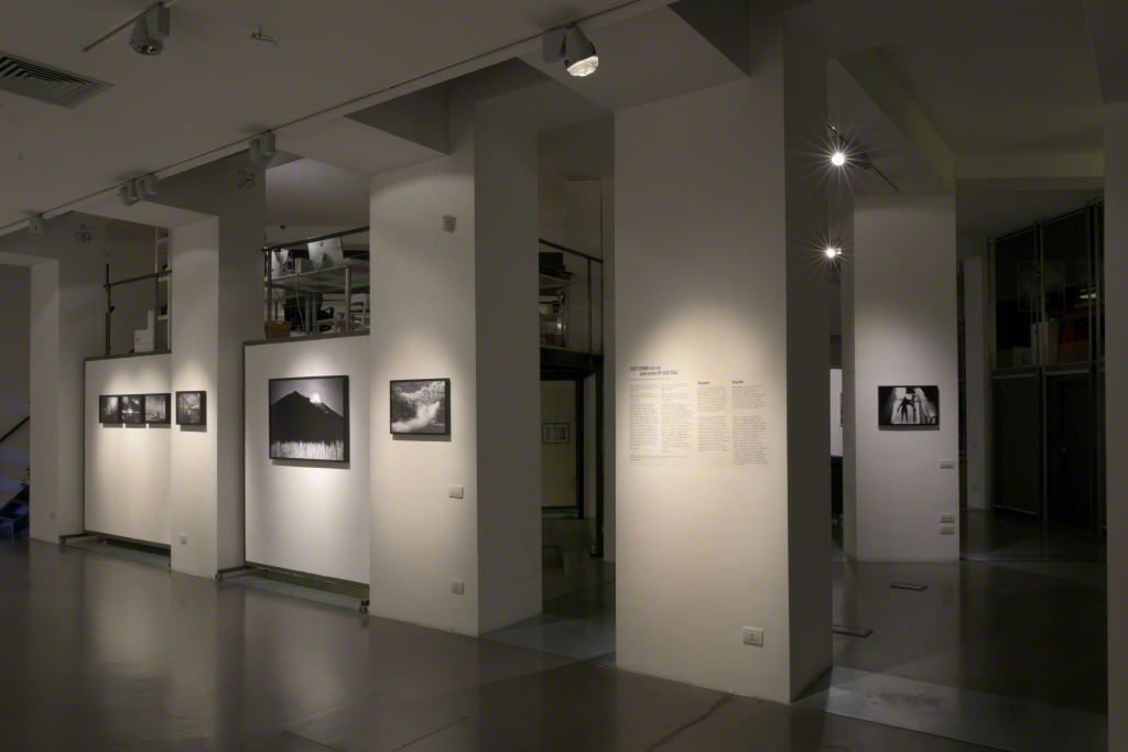 Deep Down into the Dark Rooms of our Soul exhibition installation shot.
Rome, through October 31, 2016. Deep Down into the Dark Rooms of our Soul exhibition installation shot.
Rome, through October 31, 2016.