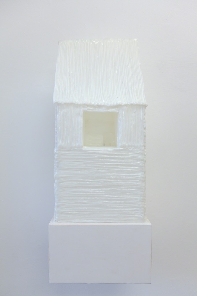 exhibition view: „Atelier“, 2014 | plastic, glass, metall on socket | 70 cm h | image: ©dasesszimmer exhibition view: „Atelier“, 2014 | plastic, glass, metall on socket | 70 cm h | image: ©dasesszimmer