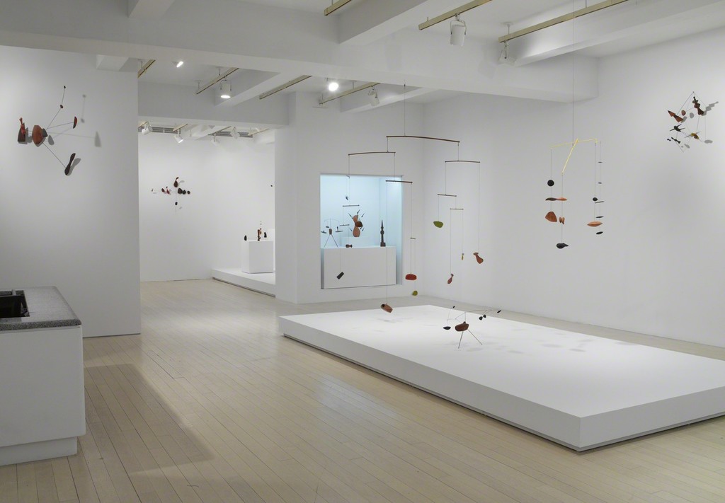 Installation view, Calder: Constellations, Pace Gallery, New York, 20 April – 30 June 2017. © 2017 Calder Foundation, New York / Artists Rights Society (ARS), New York Installation view, Calder: Constellations, Pace Gallery, New York, 20 April – 30 June 2017. © 2017 Calder Foundation, New York / Artists Rights Society (ARS), New York