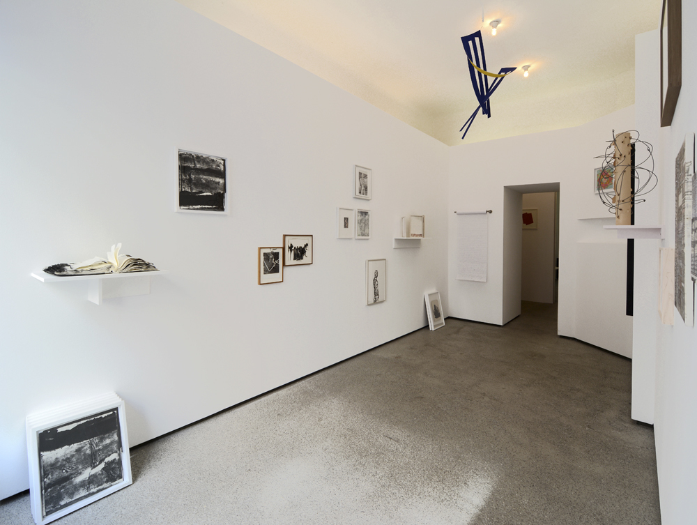 Straßen-Salon: installation shot of the whole exhibition situation; photo: Jürgen Baumann Straßen-Salon: installation shot of the whole exhibition situation; photo: Jürgen Baumann