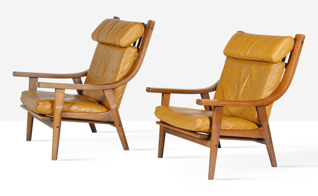 Hans J. Wegner, ‘Pair of lounge chairs’, circa 1970, Aguttes