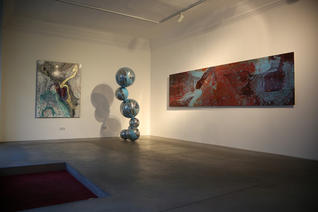 Installation view, Inner Logic. New Painting engineered by Thomas Schönauer, Engelage & Lieder, 2016 Installation view, Inner Logic. New Painting engineered by Thomas Schönauer, Engelage & Lieder, 2016