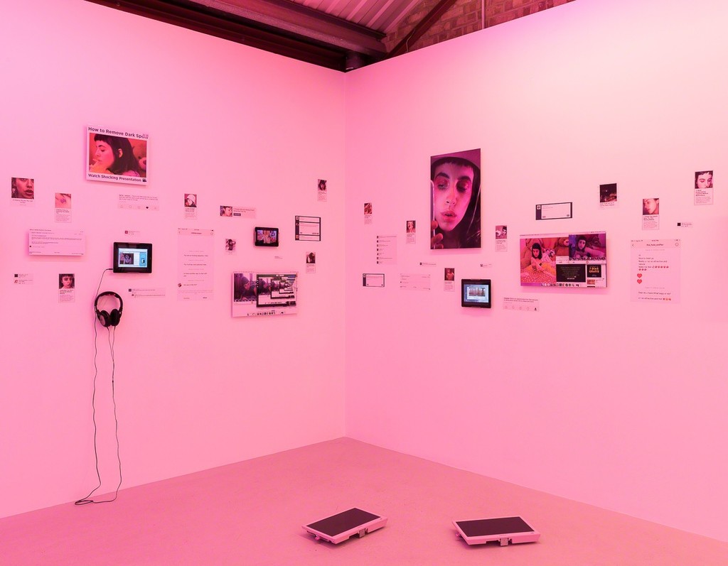 Installation view, Molly Soda 'Comfort Zone' at Annka Kultys Gallery, London, 2016 Photo: Annka Kultys Gallery (Damian Griffiths) Installation view, Molly Soda 'Comfort Zone' at Annka Kultys Gallery, London, 2016 Photo: Annka Kultys Gallery (Damian Griffiths)
