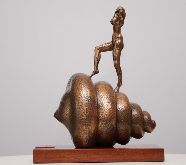 Salvador Dalí, ‘Nude Ascending the Staircase: Homage to Marcel Duchamps (a.k.a. “Nu Montant L’Escalier”)’, 1973, Robin Rile Fine Art