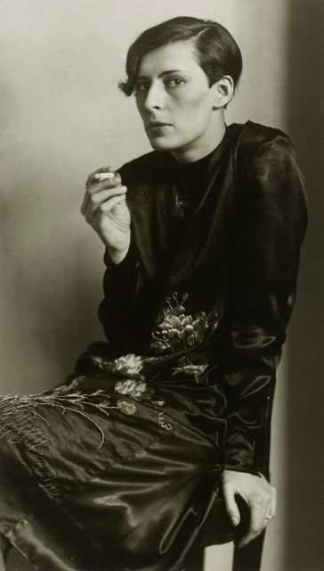 August Sander, ‘Sekretärin beim Westdeutschen Rundfunk in Köln (Secretary at West German Radio in Cologne)’, 1931 (printed ca. 1960), Photography, Gelatin silver print, Hauser & Wirth