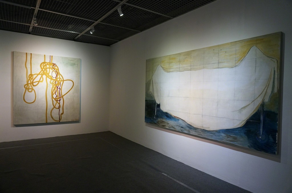 Installation view, "Self-Sustained, Artworks by Zhang Enli" at MOCA Taipei (2015-2016) Installation view, "Self-Sustained, Artworks by Zhang Enli" at MOCA Taipei (2015-2016)