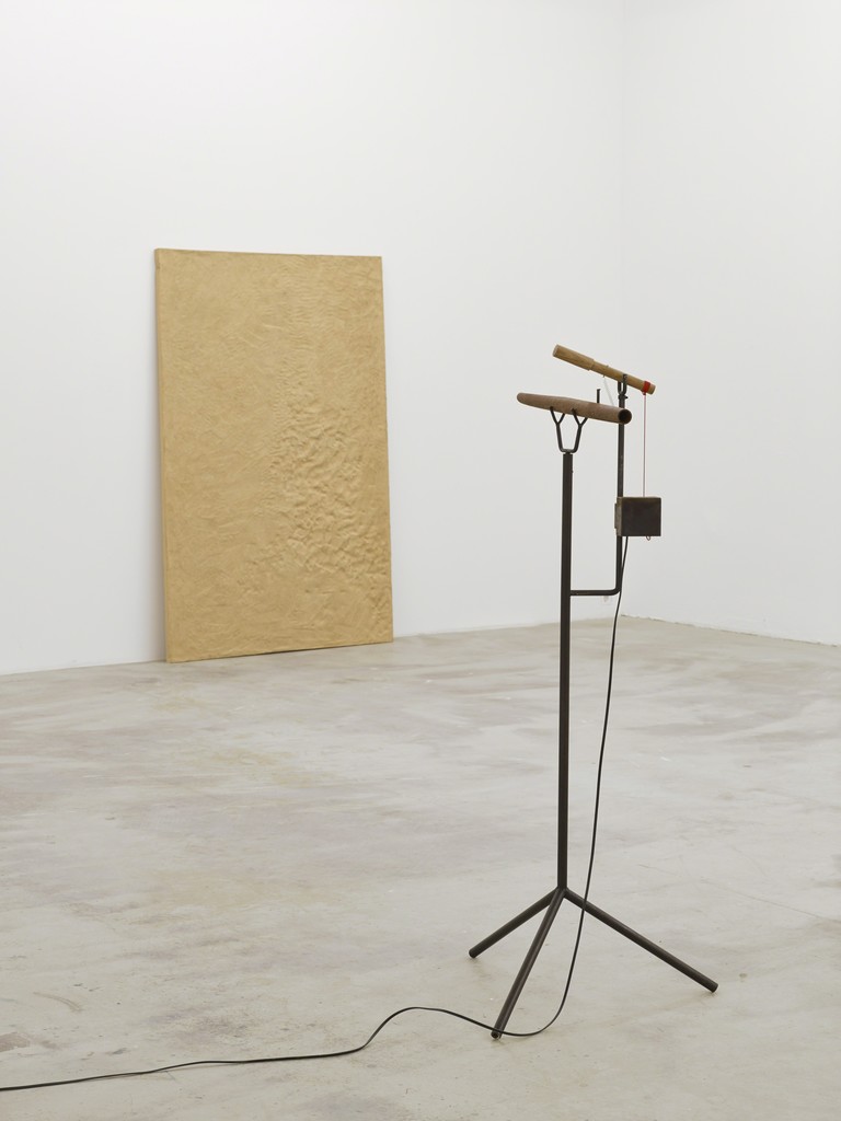 Riveted, 2013, exhibition view at Klemm's, Berlin Riveted, 2013, exhibition view at Klemm's, Berlin