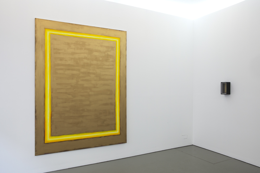 Exhibition view with 'E lucevan le stelle' (painting, 2015, 240 x 180 cm, acrylic paint on canvas) an wall object/painting; photo: Lukas Heibges Exhibition view with 'E lucevan le stelle' (painting, 2015, 240 x 180 cm, acrylic paint on canvas) an wall object/painting; photo: Lukas Heibges