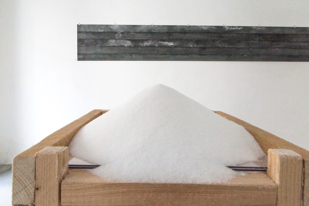 Karel Doing, salt, installation, 2013 | image: ©dasesszimmer Karel Doing, salt, installation, 2013 | image: ©dasesszimmer