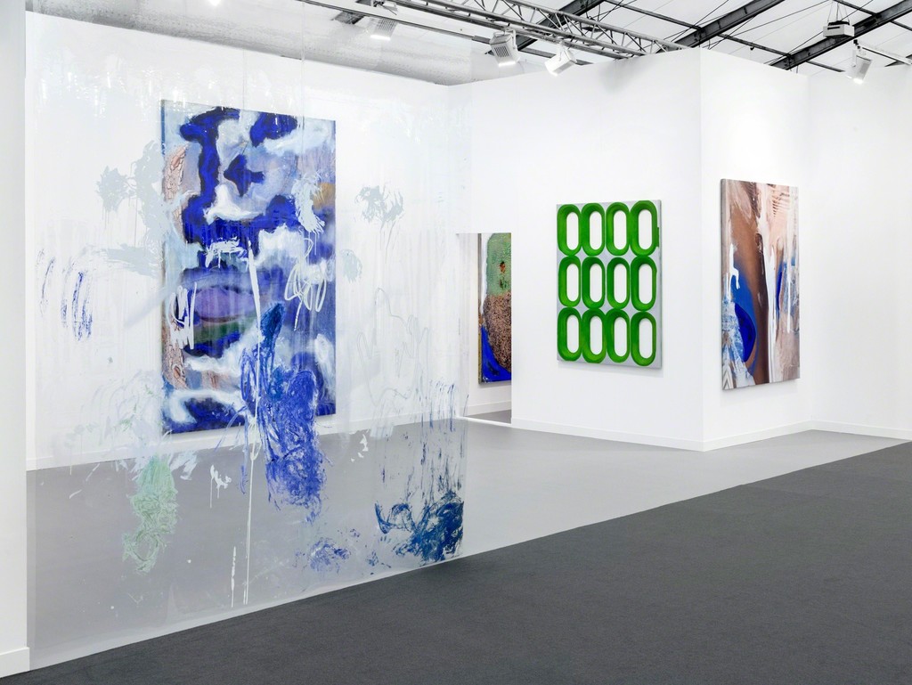 Donna HUANCA, Blair THURMAN, Frieze London 2016, Installation View – Courtesy Peres Projects, Berlin Donna HUANCA, Blair THURMAN, Frieze London 2016, Installation View – Courtesy Peres Projects, Berlin