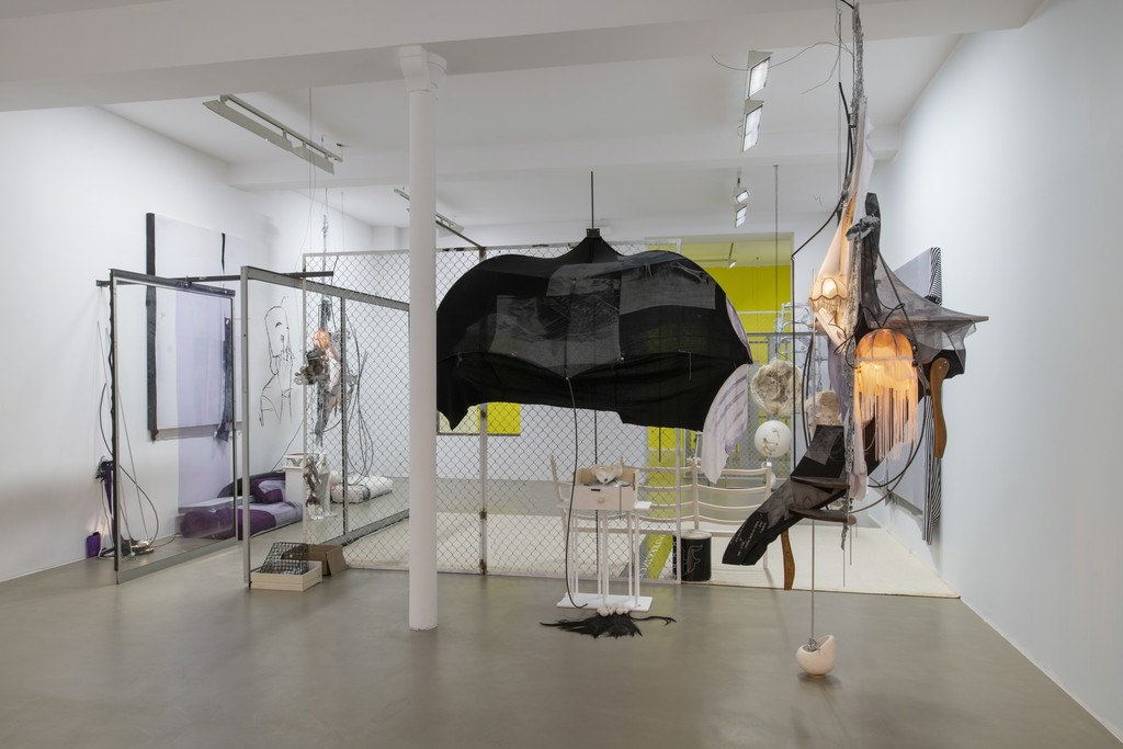 David Douard, O’DA’OLDBORIN’GOLD, installation view at Galerie Chantal Crousel, Paris (2019). Photo : Martin Argyroglo David Douard, O’DA’OLDBORIN’GOLD, installation view at Galerie Chantal Crousel, Paris (2019). Photo : Martin Argyroglo