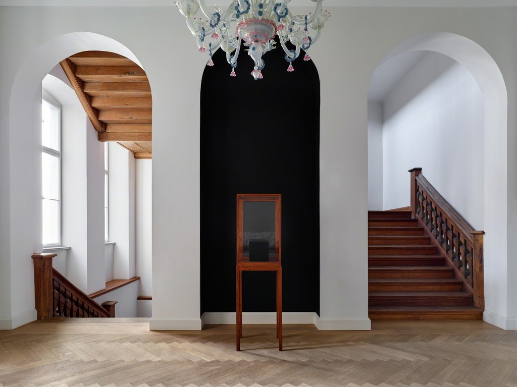 Exhibition view: James Lee Byars, The Palace of Perfect, KEWENIG, Berlin (16 February–13 April 2019). Courtesy KEWENIG, Berlin. Copyright: The Estate of James Lee Byars. Photo: Stefan Müller. Exhibition view: James Lee Byars, The Palace of Perfect, KEWENIG, Berlin (16 February–13 April 2019). Courtesy KEWENIG, Berlin. Copyright: The Estate of James Lee Byars. Photo: Stefan Müller.