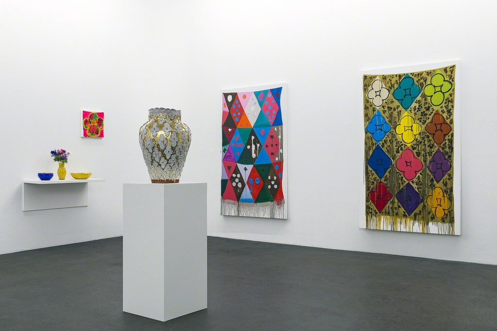 Judy Ledgerwood »Every Day is Different« | Paintings and Majolica | Photo: Wolfgang Stahl Judy Ledgerwood »Every Day is Different« | Paintings and Majolica | Photo: Wolfgang Stahl