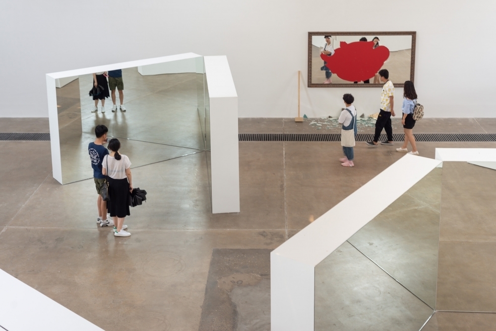 Michelangelo Pistoletto, OLTRE LO SPECCHIO, exhibition view GALLERIA CONTINUA, Beijing. Ph Oak Taylor Smith Michelangelo Pistoletto, OLTRE LO SPECCHIO, exhibition view GALLERIA CONTINUA, Beijing. Ph Oak Taylor Smith